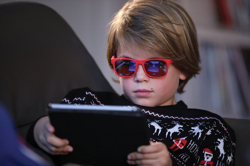 Революция в ученето: Открий силата на хиперсветлината!