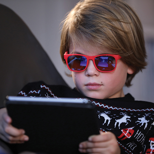 Революция в ученето: Открий силата на хиперсветлината!